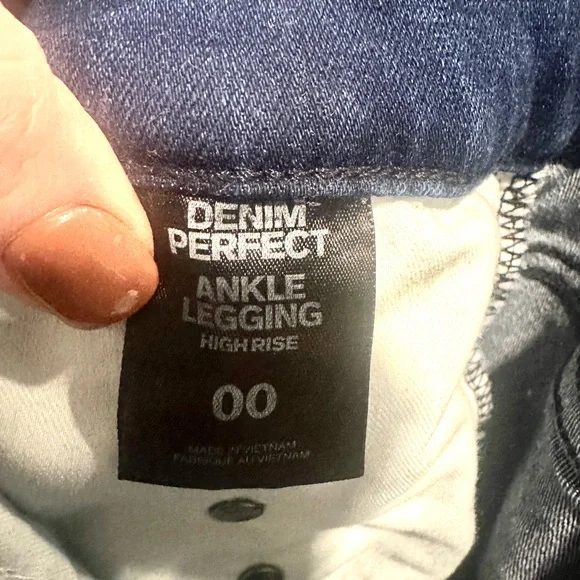 Express Perfect Denim Ankle Legging High Rise 00 - Picture 7 of 9